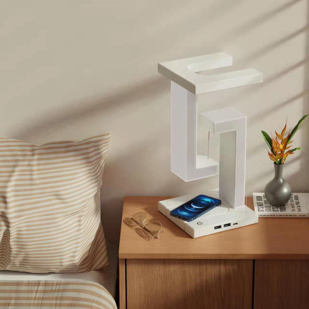 Smart Wireless Charging Floating Balance Lamp – Creative Suspension Table Lamp for Home & Bedroom
